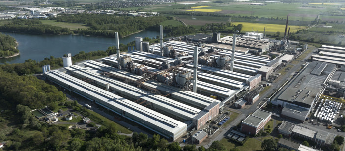 Speira’s “Rheinwerk” plant in Neuss, seen from a bird’s eye view on a sunny day.